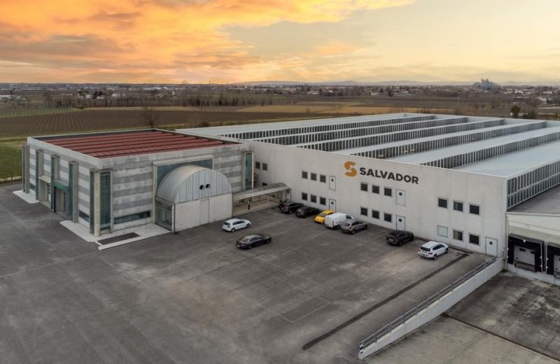 Nowa fabryka i oprogramowanie Salvador