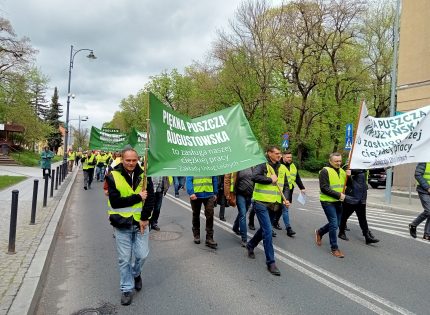 Branża drzewna protestowała w Białymstoku